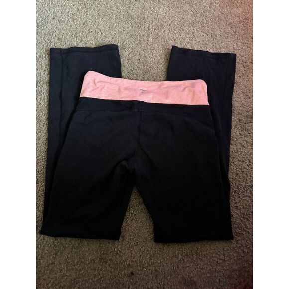 Size Medium Orange Band Low Waisted Black Flare Yoga Pants - Picture 3 of 5
